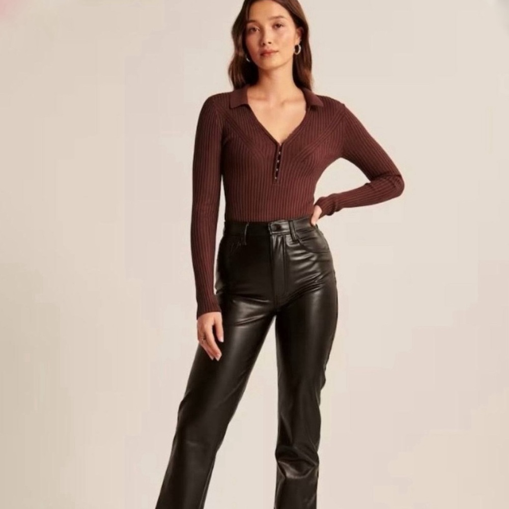 Abercrombie & Fitch Hook and Eye Bodysuit - Size XS - Chocolate Brown New - Picture 2 of 3